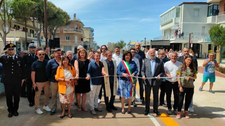 San Mauro: Bonaccini ha inaugurato il nuovo lungomare San Mauro: Bonaccini ha inaugurato il nuovo lungomare
