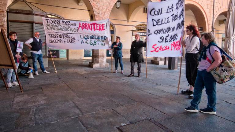 Ravenna, sulle Torri Hamon LpRa interroga l’aula sull’età, la Giunta glissa. Assente giustificata l’assessora, risponderà per iscritto VIDEO GALLERY