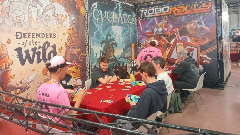 Nel mondo di “Play”: la fiera del gioco da tavolo dove torni ragazzino VIDEO Nel mondo di “Play”: la fiera del gioco da tavolo dove torni ragazzino VIDEO