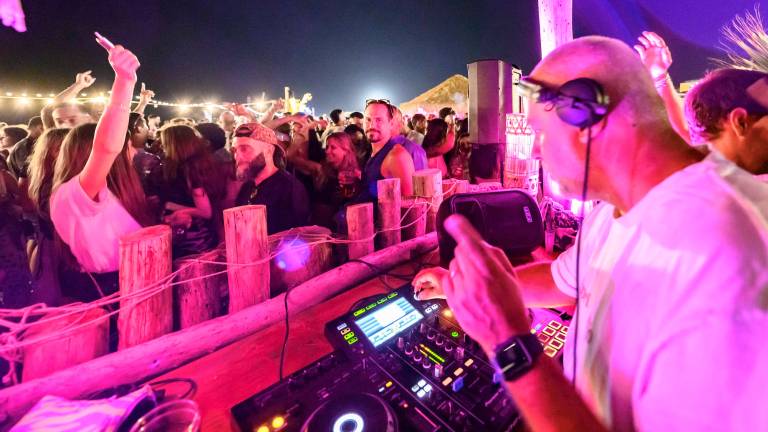 Rimini, Notte Rosa 2026 dal 19 al 21 giugno, Visit Romagna investe 6 milioni per le attività turistiche Rimini, Notte Rosa 2026 dal 19 al 21 giugno, Visit Romagna investe 6 milioni per le attività turistiche