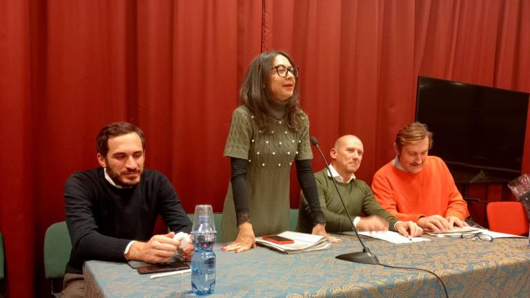 Da sinistra, il sindaco di Cesena Enzo Lattuca e la vice presidente della Regione Irene Priolo durante il recente incontro a Cesena al quartiere Ravennate Da sinistra, il sindaco di Cesena Enzo Lattuca e la vice presidente della Regione Irene Priolo durante il recente incontro a Cesena al quartiere Ravennate
