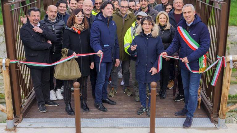 Rimini. Grotta Rossa collegata al centro con il nuovo ponte ciclopedonale GALLERY Rimini. Grotta Rossa collegata al centro con il nuovo ponte ciclopedonale GALLERY