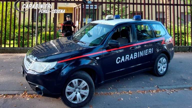 Forlì, innamorato respinto diventa stalker. Arrestato 56enne Forlì, innamorato respinto diventa stalker. Arrestato 56enne