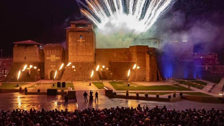 Capodanno a Rimini. Il ritorno del concertone con Biagio Antonacci e una folla fra centro storico e mare GALLERY Capodanno a Rimini. Il ritorno del concertone con Biagio Antonacci e una folla fra centro storico e mare GALLERY