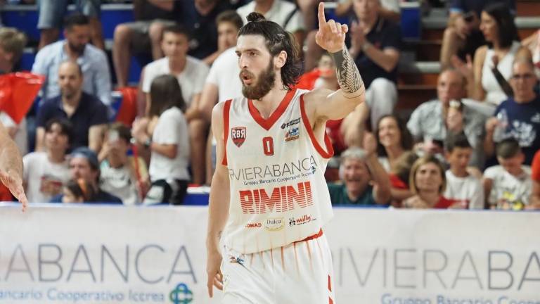Basket A2 play-off, RivieraBanca Rimini parte alla grande: Treviglio si arrende allo show di Tassinari (73-84) Basket A2 play-off, RivieraBanca Rimini parte alla grande: Treviglio si arrende allo show di Tassinari (73-84)