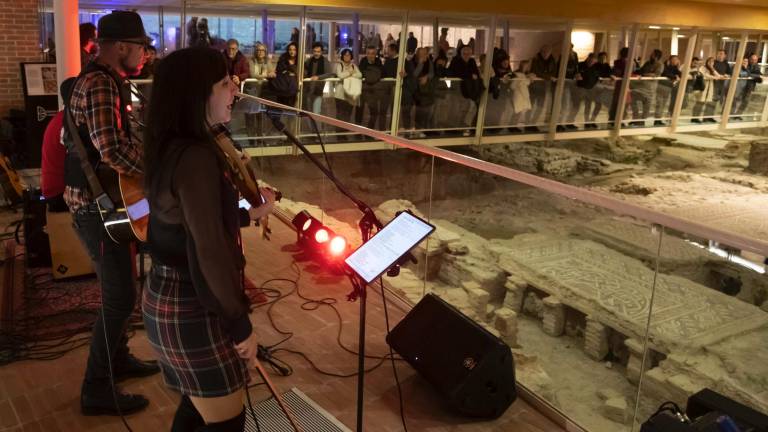 Capodanno a Rimini. Il ritorno del concertone con Biagio Antonacci e una folla fra centro storico e mare GALLERY Capodanno a Rimini. Il ritorno del concertone con Biagio Antonacci e una folla fra centro storico e mare GALLERY