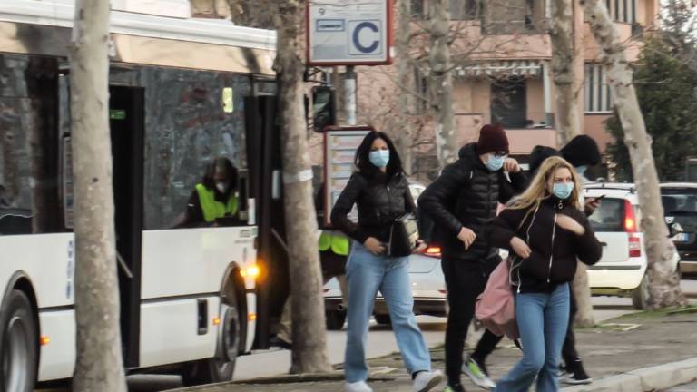 Studenti di nuovo in classe: più autobus e meno ressa / Gallery Studenti di nuovo in classe: più autobus e meno ressa / Gallery