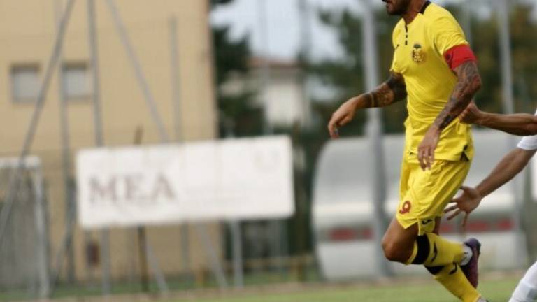Calcio Coppa Italia D, il Ravenna perde 3-1 in casa dell'Adriese ed è subito eliminato Calcio Coppa Italia D, il Ravenna perde 3-1 in casa dell'Adriese ed è subito eliminato