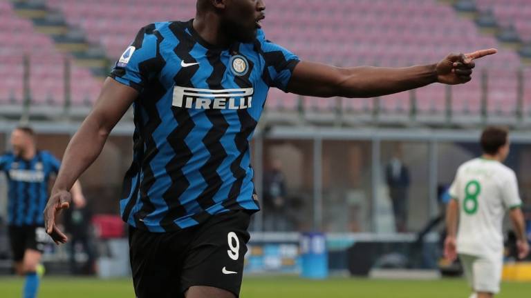 Calcio, Inter-Lione sabato 30 luglio a Cesena Calcio, Inter-Lione sabato 30 luglio a Cesena