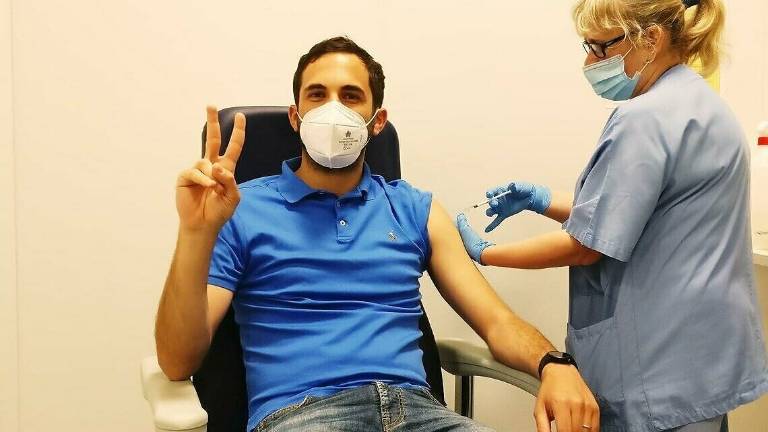 É scoccata l'ora del vaccino anche per il sindaco di Cesena É scoccata l'ora del vaccino anche per il sindaco di Cesena