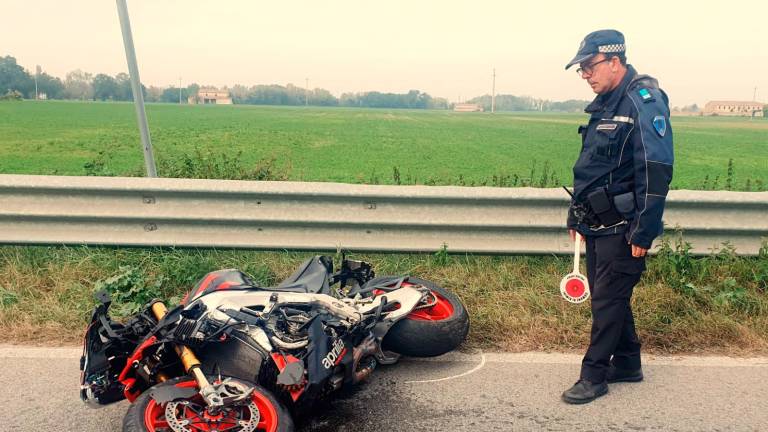 Rimini. Grave incidente sulla Marecchiese, un motociclista ricoverato a Cesena Rimini. Grave incidente sulla Marecchiese, un motociclista ricoverato a Cesena