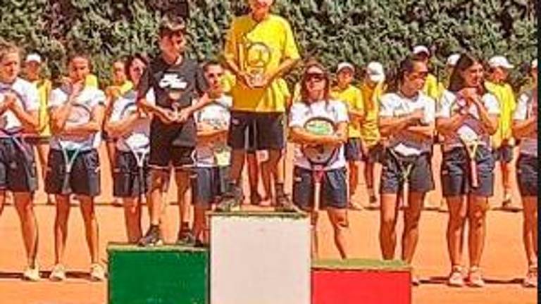 Tennis: Sena vince singolare e doppio Under 10, Tombari-Tarlazzi il doppio Under 14 a Serramazzoni, i risultati al Paradiso Cesenatico e al Queen’s Tennis: Sena vince singolare e doppio Under 10, Tombari-Tarlazzi il doppio Under 14 a Serramazzoni, i risultati al Paradiso Cesenatico e al Queen’s
