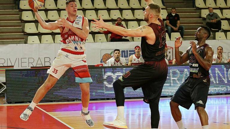 Basket B play-off, le immagini di RivieraBanca-Juvi Cremona 55-52 Basket B play-off, le immagini di RivieraBanca-Juvi Cremona 55-52
