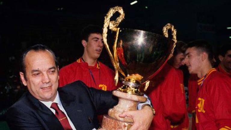 È morto Giuseppe Brusi, il simbolo della pallavolo ravennate È morto Giuseppe Brusi, il simbolo della pallavolo ravennate