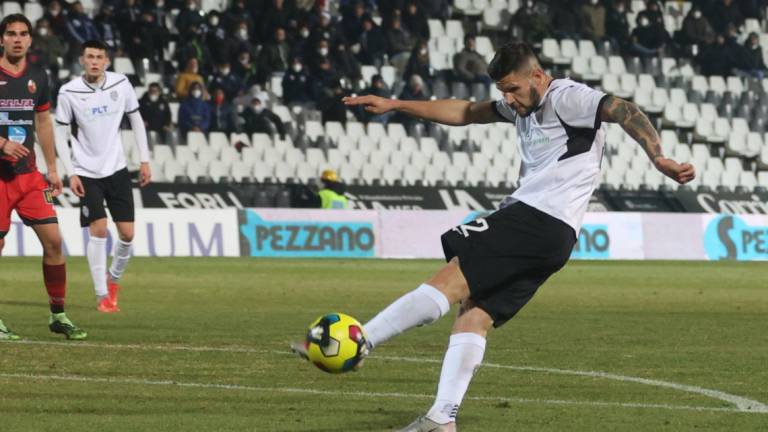Calciomercato C, Il Cesena ha ufficializzato la cessione di Calderoni alla Fermana Calciomercato C, Il Cesena ha ufficializzato la cessione di Calderoni alla Fermana