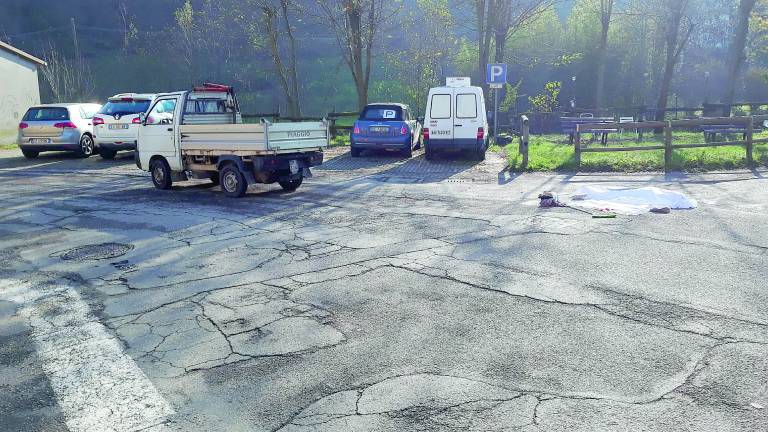 Dramma a Modigliana. Mentre fa manovra investe e uccide la vicina Dramma a Modigliana. Mentre fa manovra investe e uccide la vicina