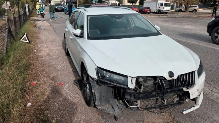 Riccione, incidente: travolto in moto, 40enne in gravi condizioni Riccione, incidente: travolto in moto, 40enne in gravi condizioni
