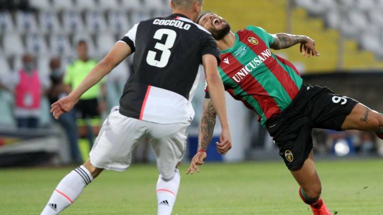 Calcio C, doppio colpo per il Cesena: Luca Coccolo ha firmato un biennale, in arrivo il sì di Alexis Ferrante Calcio C, doppio colpo per il Cesena: Luca Coccolo ha firmato un biennale, in arrivo il sì di Alexis Ferrante