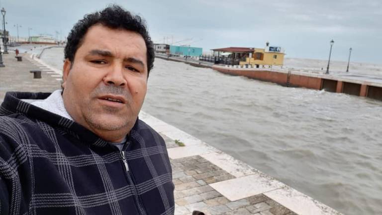 L'equipaggio della nave di Cesenatico affondata a Ravenna: Un incubo, ma stiamo tutti bene L'equipaggio della nave di Cesenatico affondata a Ravenna: Un incubo, ma stiamo tutti bene