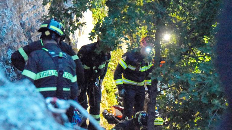 San Marino, precipita nel vuoto dopo la scalata alla roccia: muore una 32enne di Forlì San Marino, precipita nel vuoto dopo la scalata alla roccia: muore una 32enne di Forlì