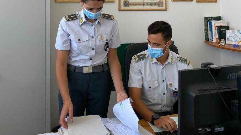 Rimini. Iva evasa, sequestri per mezzo milione a ditta di trasporti Rimini. Iva evasa, sequestri per mezzo milione a ditta di trasporti