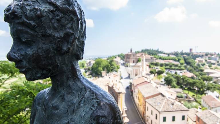 Longiano, la forza del teatro e della cultura per fare sbocciare un paese Longiano, la forza del teatro e della cultura per fare sbocciare un paese