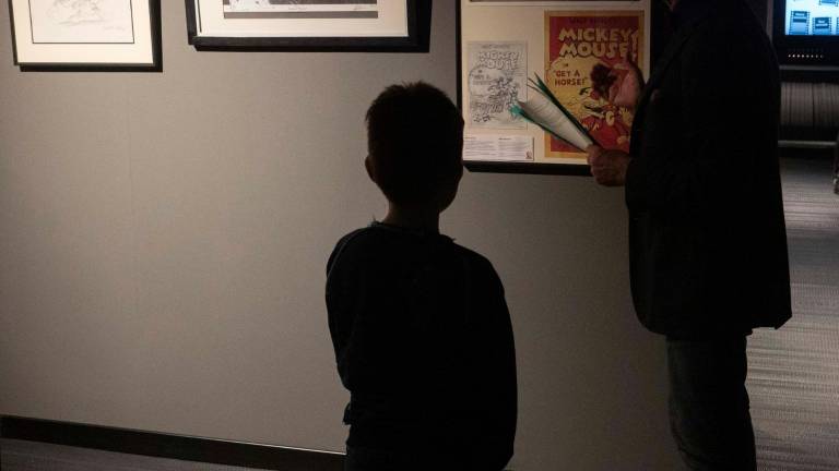 Fellini incontra Topolino nel centenario della Disney, inaugurata la mostra a Rimini Fellini incontra Topolino nel centenario della Disney, inaugurata la mostra a Rimini