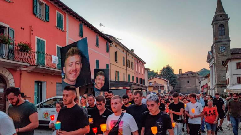 La fiaccolata per il 23enne ucciso nel 2022 (foto mmph) La fiaccolata per il 23enne ucciso nel 2022 (foto mmph)