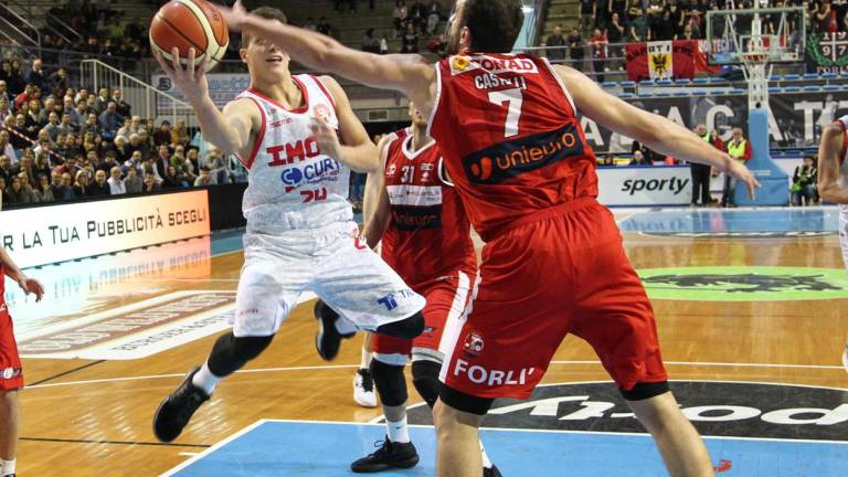 Basket A2, Penna-Valentini: l'Unieuro inizia premendo il tasto play Basket A2, Penna-Valentini: l'Unieuro inizia premendo il tasto play