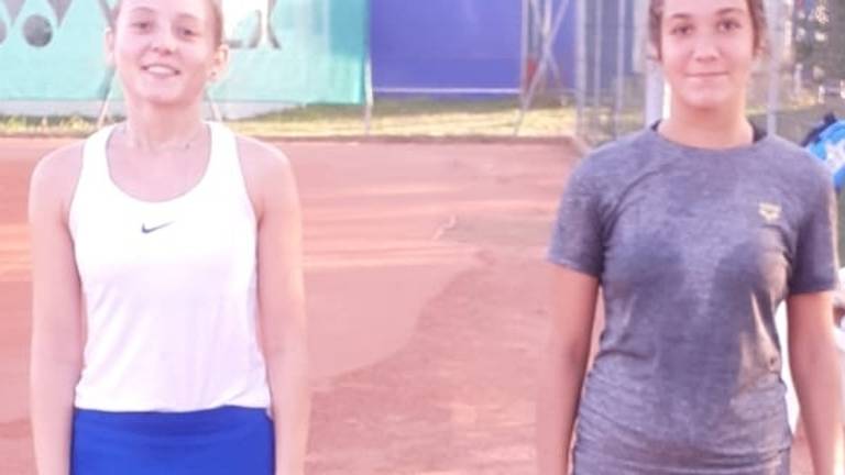 Tennis, a Russi avanti Castori e Suzzi Tennis, a Russi avanti Castori e Suzzi