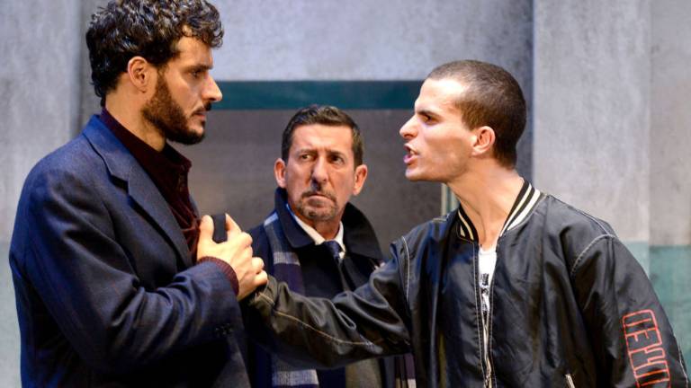 A Ravenna in scena “La classe”. Casadio: «È la passione che fa la differenza a scuola» A Ravenna in scena “La classe”. Casadio: «È la passione che fa la differenza a scuola»