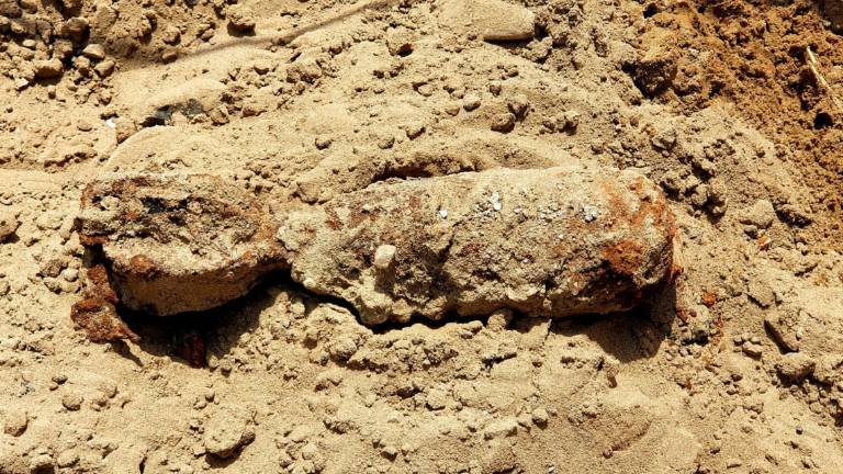 Rimini, spunta una bomba inesplosa in Piazza Tripoli: lunedì la rimozione - Gallery Rimini, spunta una bomba inesplosa in Piazza Tripoli: lunedì la rimozione - Gallery