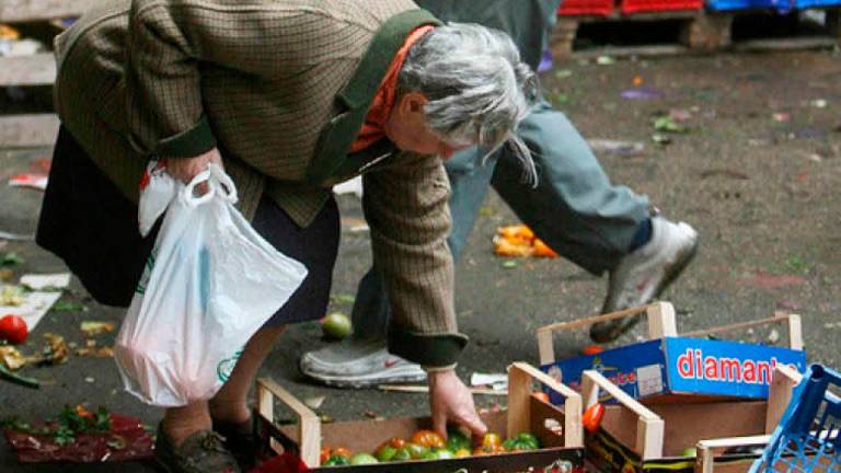 Rimini. Allarme del sindacato: “Anziani sempre più soli e poveri” Rimini. Allarme del sindacato: “Anziani sempre più soli e poveri”