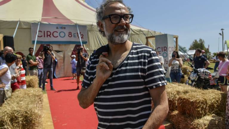 Rimini, Al Mèni torna il 17 e il 18 giugno: il circo dei sapori di Massimo Bottura Rimini, Al Mèni torna il 17 e il 18 giugno: il circo dei sapori di Massimo Bottura