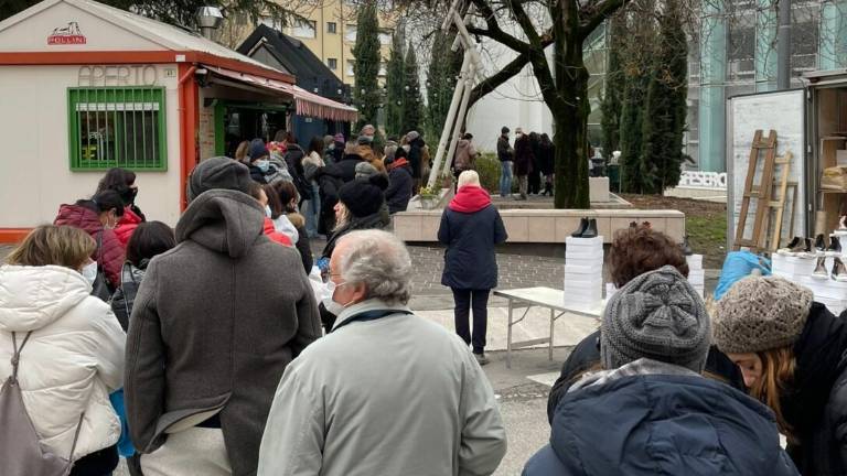 Parcheggio con una cassa rotta: disagi e file in centro a Cesena Parcheggio con una cassa rotta: disagi e file in centro a Cesena