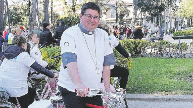 Il vescovo Nicolò Anselmi Il vescovo Nicolò Anselmi