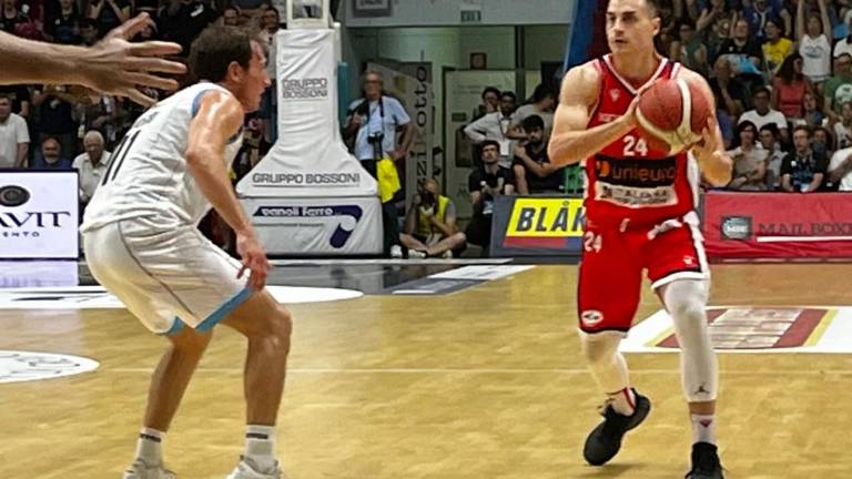 Basket A2, Unieuro ancora ko, Cremona in serie A (89-74) Basket A2, Unieuro ancora ko, Cremona in serie A (89-74)