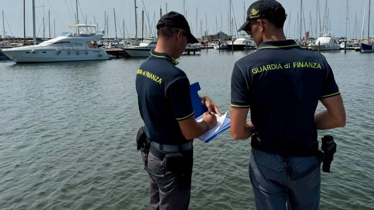 Rimini, “Boat and Breakfast” abusivo: multe per oltre 50mila euro al proprietario della barca affittata ai turisti Rimini, “Boat and Breakfast” abusivo: multe per oltre 50mila euro al proprietario della barca affittata ai turisti