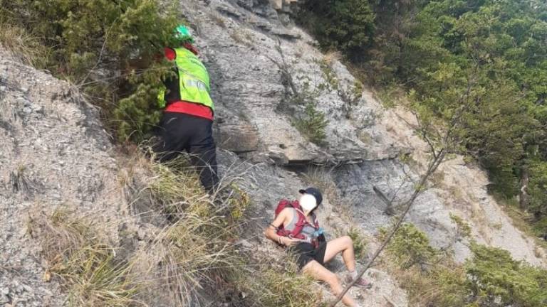 Soccorsi a due donne nella zona di Ridracoli Soccorsi a due donne nella zona di Ridracoli
