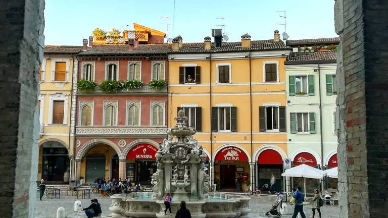 Cesena, ztl, delivery e viabilità in centro: il Comune tende la mano alle associazioni Cesena, ztl, delivery e viabilità in centro: il Comune tende la mano alle associazioni
