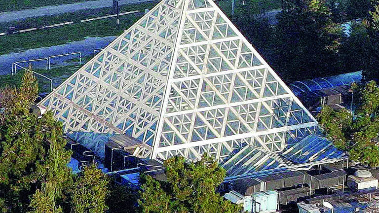 Riccione, i marchi del Cocoricò all'asta per 100mila euro Riccione, i marchi del Cocoricò all'asta per 100mila euro