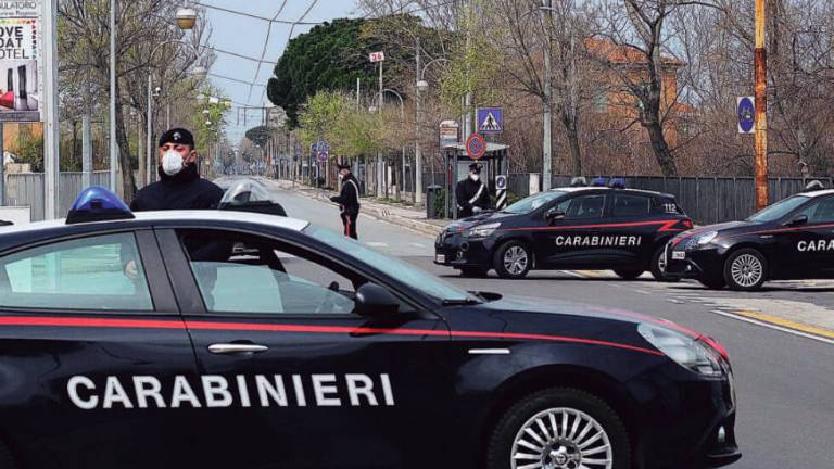 Via vai di giovani per la droga: arrestati due spacciatori a Rimini Via vai di giovani per la droga: arrestati due spacciatori a Rimini