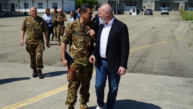 Alluvione, Figliuolo sblocca 289 milioni. Bonaccini: così meno di 3 miliardi per l'Emilia Romagna Alluvione, Figliuolo sblocca 289 milioni. Bonaccini: così meno di 3 miliardi per l'Emilia Romagna