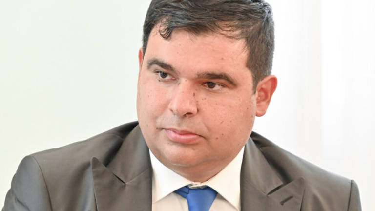 Riccione investe sulla sicurezza. L'assessore Santi: Primi in provincia per sconti sulla Tari Riccione investe sulla sicurezza. L'assessore Santi: Primi in provincia per sconti sulla Tari