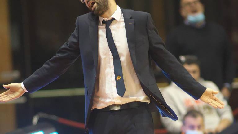Basket A2, Romagna-Emilia 0-3: tre sconfitte per Rimini, Forlì e Ravenna Basket A2, Romagna-Emilia 0-3: tre sconfitte per Rimini, Forlì e Ravenna