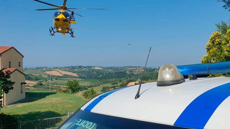 Verucchio, scontro fra un’auto e uno scooter: feriti due minorenni, uno trasportato in elicottero Verucchio, scontro fra un’auto e uno scooter: feriti due minorenni, uno trasportato in elicottero