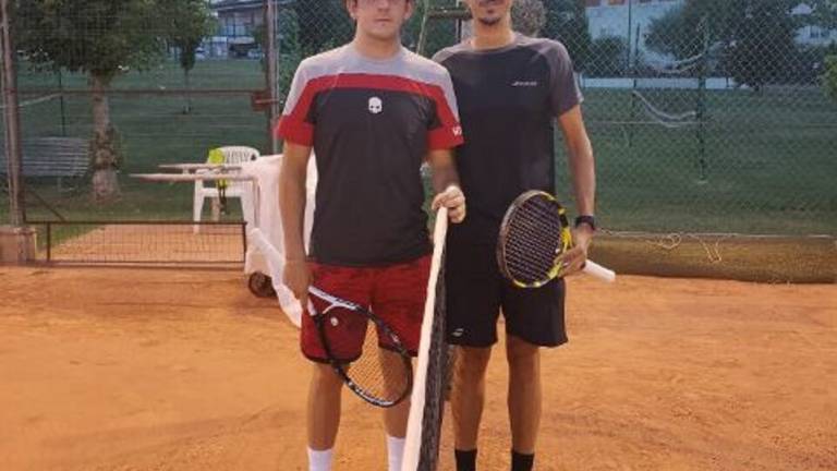 Tennis: Righi, Botticelli, Zanni, Valletta e Magnaterra nei quarti all'Open del Ct Venustas Tennis: Righi, Botticelli, Zanni, Valletta e Magnaterra nei quarti all'Open del Ct Venustas