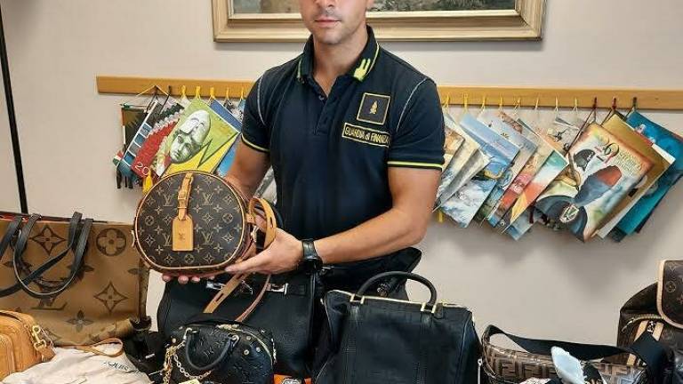 Rinforzi dalla Guardia di finanza per la sicurezza e la legalità a Ravenna e Cervia Rinforzi dalla Guardia di finanza per la sicurezza e la legalità a Ravenna e Cervia
