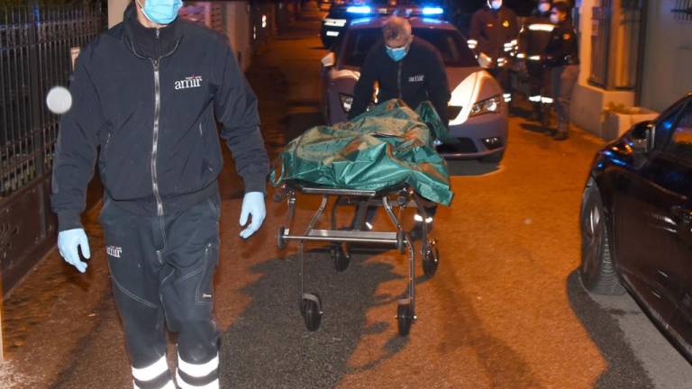 Incendio a Rimini: morta una donna di 37 anni Incendio a Rimini: morta una donna di 37 anni