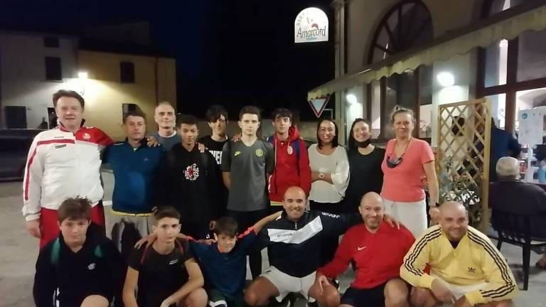 Rocca San Casciano, gli Under 16 vincono il Memorial Pelo di calcio a 5 Rocca San Casciano, gli Under 16 vincono il Memorial Pelo di calcio a 5